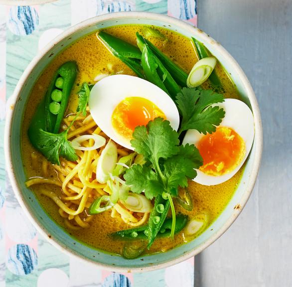 Asia-Nudelsuppe