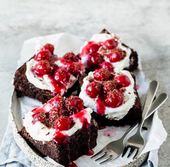 Schwarzwälder-Kirsch-Brownies