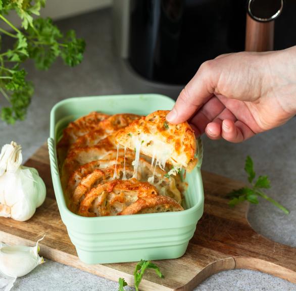 Cremige Knoblauch-Käse-Crumpets