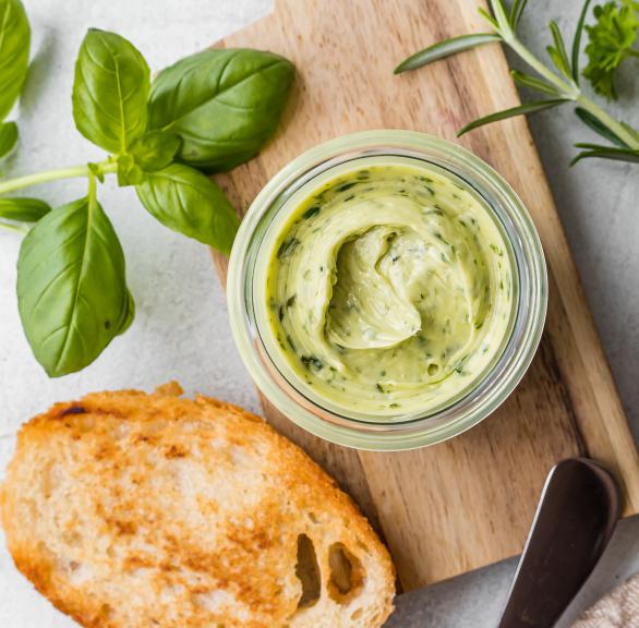 Kräuterbutter