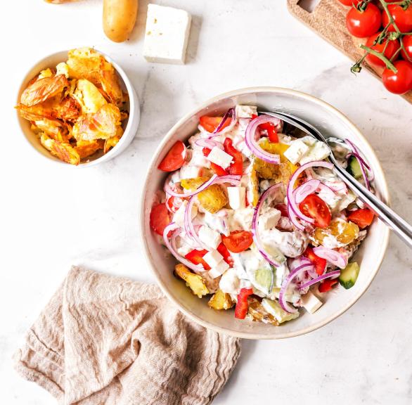 Griechischer Smashed Potato Salad
