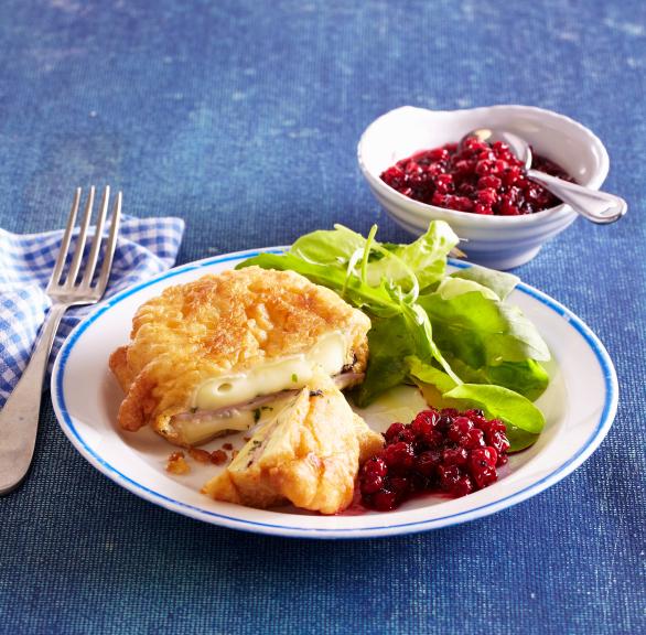 Frittierter Camembert mit Schinken