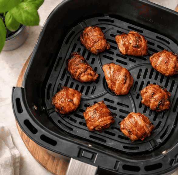Mozzarella-Bacon-Bombs im Airfryer