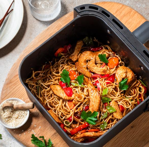  Asia Nudeln mit Hähnchen und Gemüse