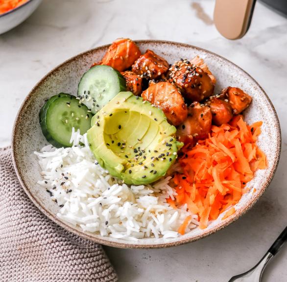 Lachs-Avocado Bowl
