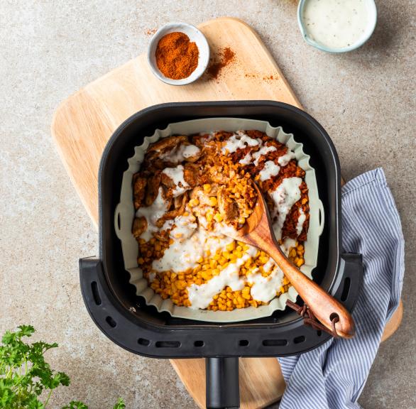 Mais-Bowl mit Kräutersoße und Veggie-Chicken