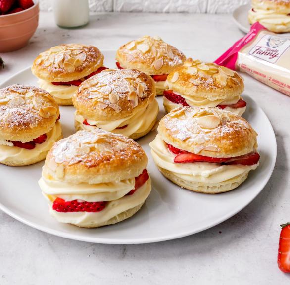 Schnelle Bienenstich Windbeutel