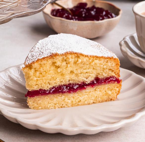 Easy-Bake Fluffy Victoria Sponge
