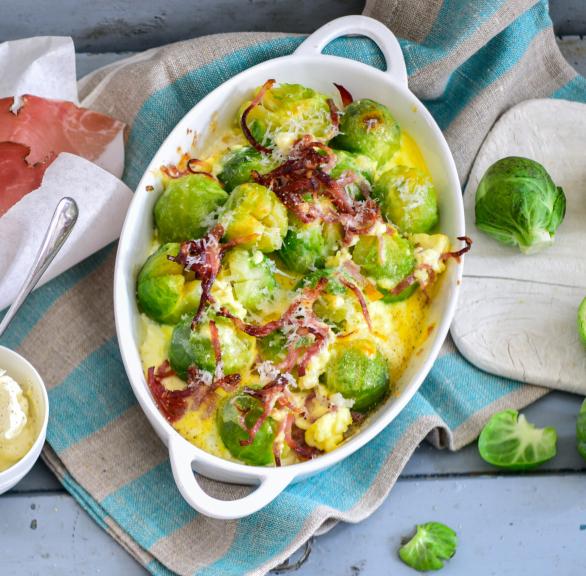Rosenkohl-Gratin mit Räucherschinken