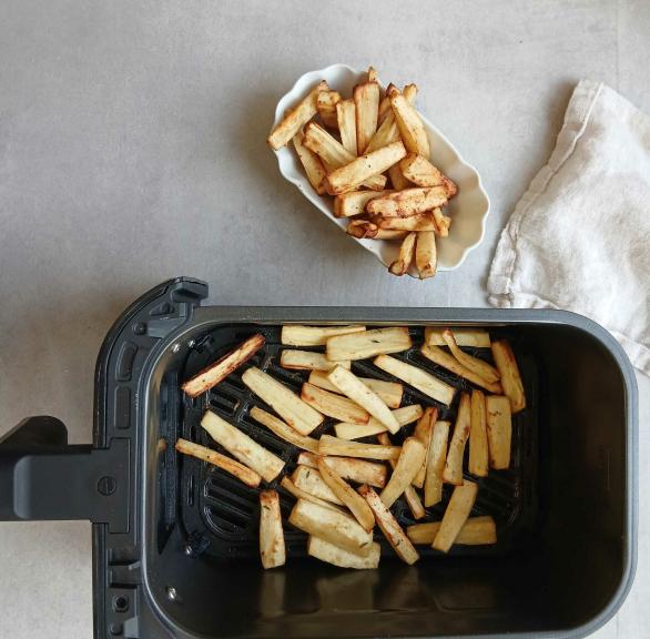 Simple air fryer glazed honey parsnips