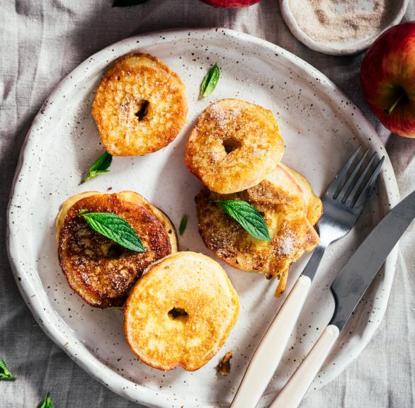 Apfelringe in Pfannkuchenteig
