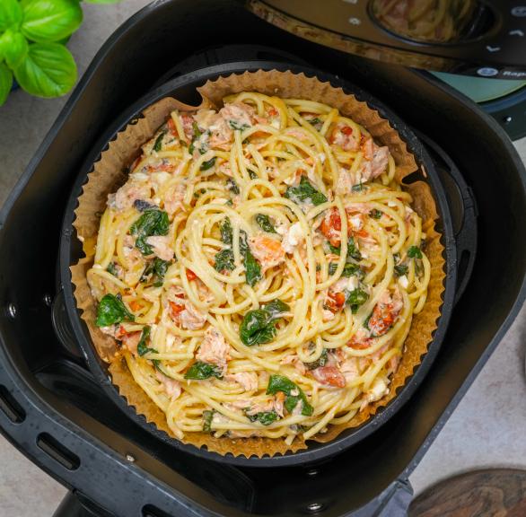 Lachs-Feta One Pot Spaghetti