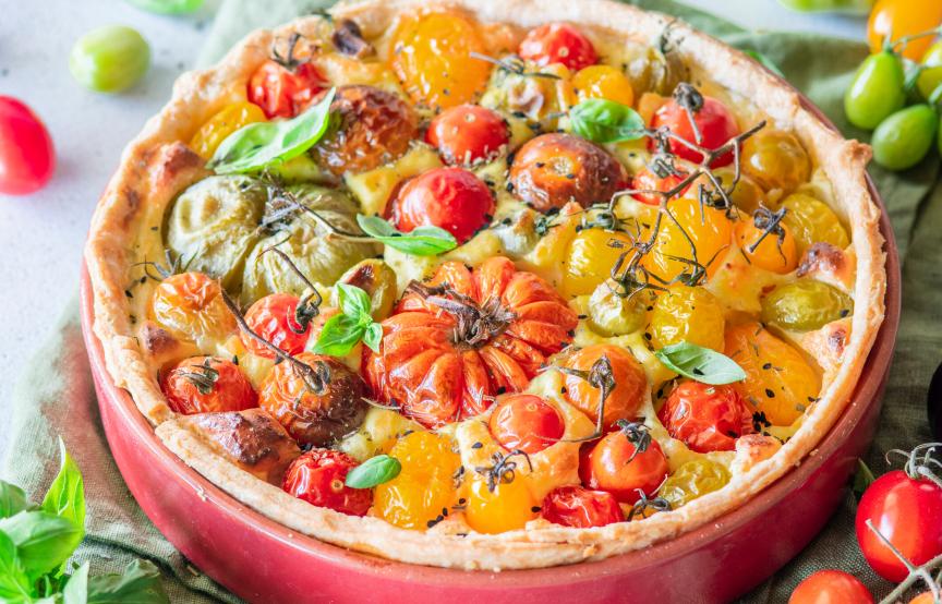 Tomatenpie mit Käsefüllung