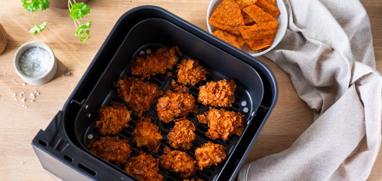 Chicken Nuggets mit Nachopanade Chicken Nuggets mit Nachopanade