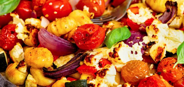 Gnocchi mit Gemüse und Feta Gnocchi mit Gemüse und Feta