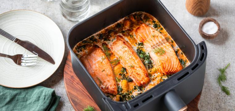 Airfryer Lachs mit Gnocchi und Spinat
