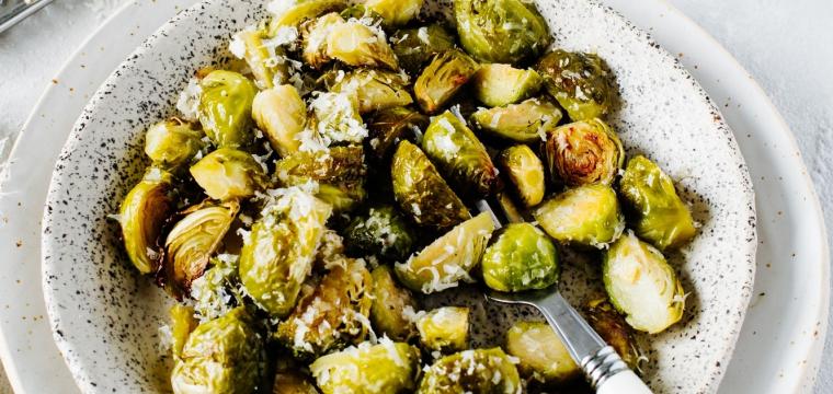 Knuspriger Rosenkohl aus dem Airfryer Knuspriger Rosenkohl aus dem Airfryer