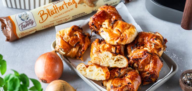 Cheese Onion Twister Cheese Onion Twister