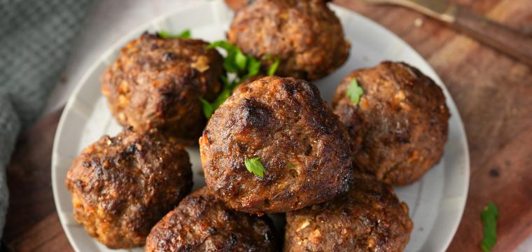 Frikadellen mit Zwiebelsuppen-Fix