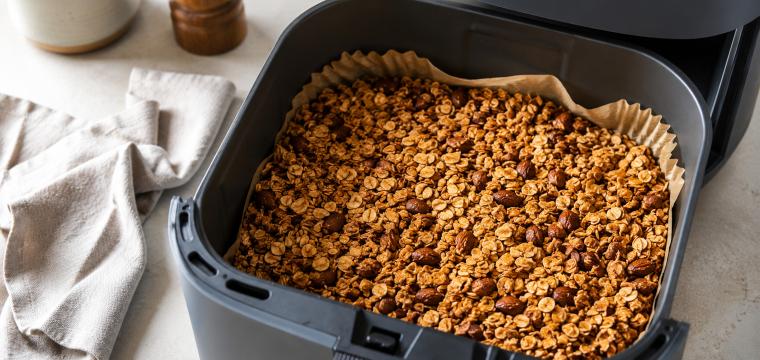 Knuspriges Zimt-Mandel Granola Knuspriges Zimt-Mandel Granola
