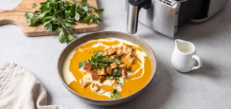 Geröstete Kürbissuppe mit Croutons
