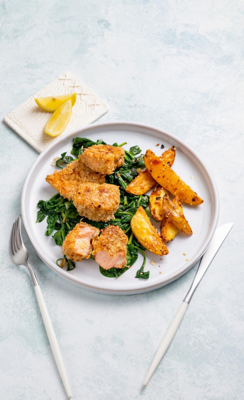 Fisch-Nuggets in Haferflockenkruste mit Spinat