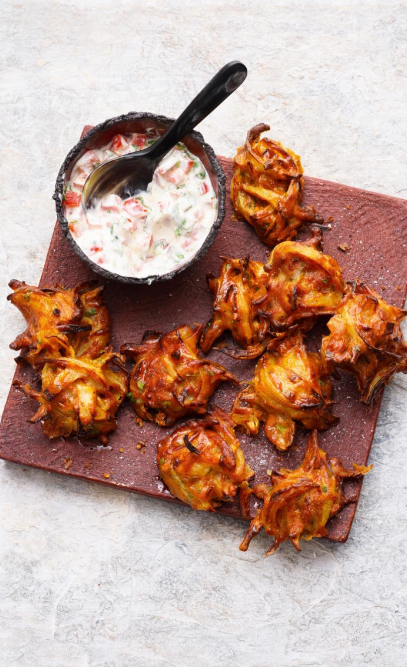 Zwiebelfritters aus der Heißluftfritteuse mit Joghurtdip