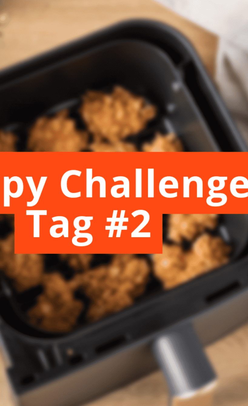 Airfryer Korb in unschärfe mit Crispy Challange Schriftzug