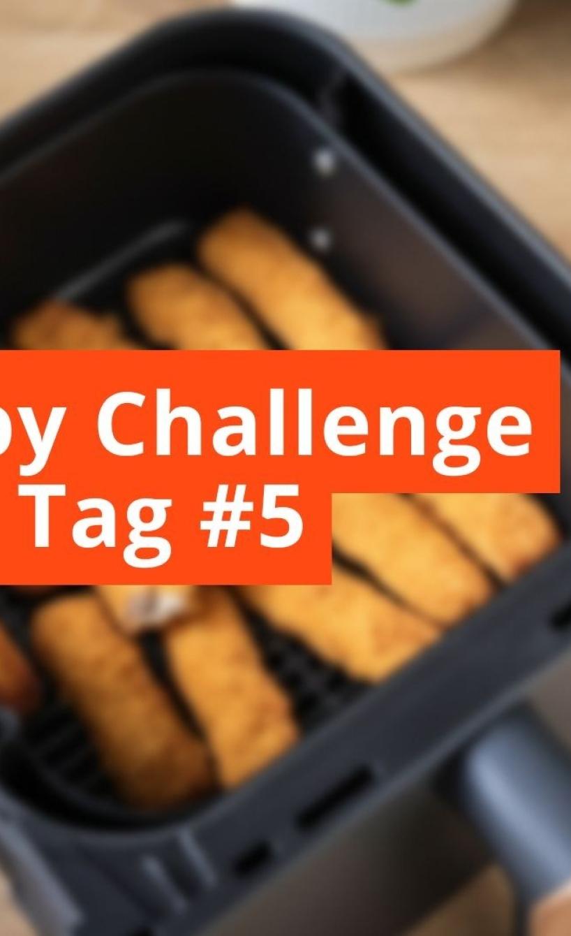 Unscharfes Bild mit Schriftzug Crispy Challange Tag #5