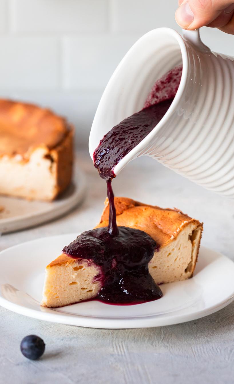 High Protein Quark-Heidelbeer-Kuchen