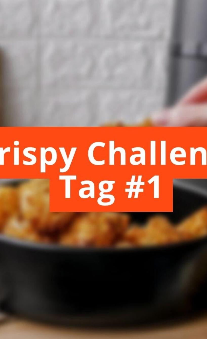 Crispy Challenge Tag #1 auf unscharfem Untergrund