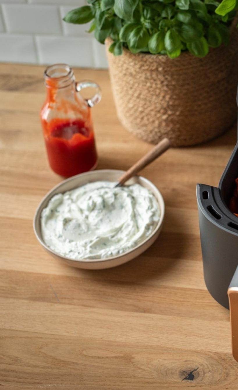 Süßkartoffelpommes im Airfryer fettarm