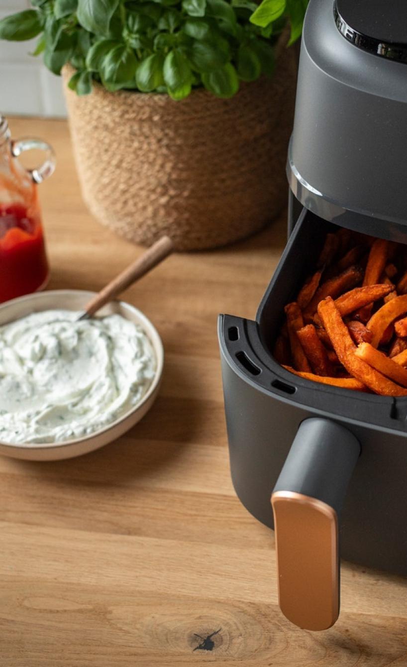 Süßkartoffelpommes im Airfryer fettarm