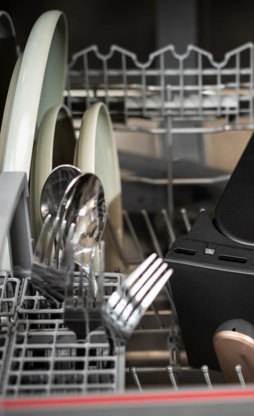 Reinigung Airfryer in der Spülmaschine