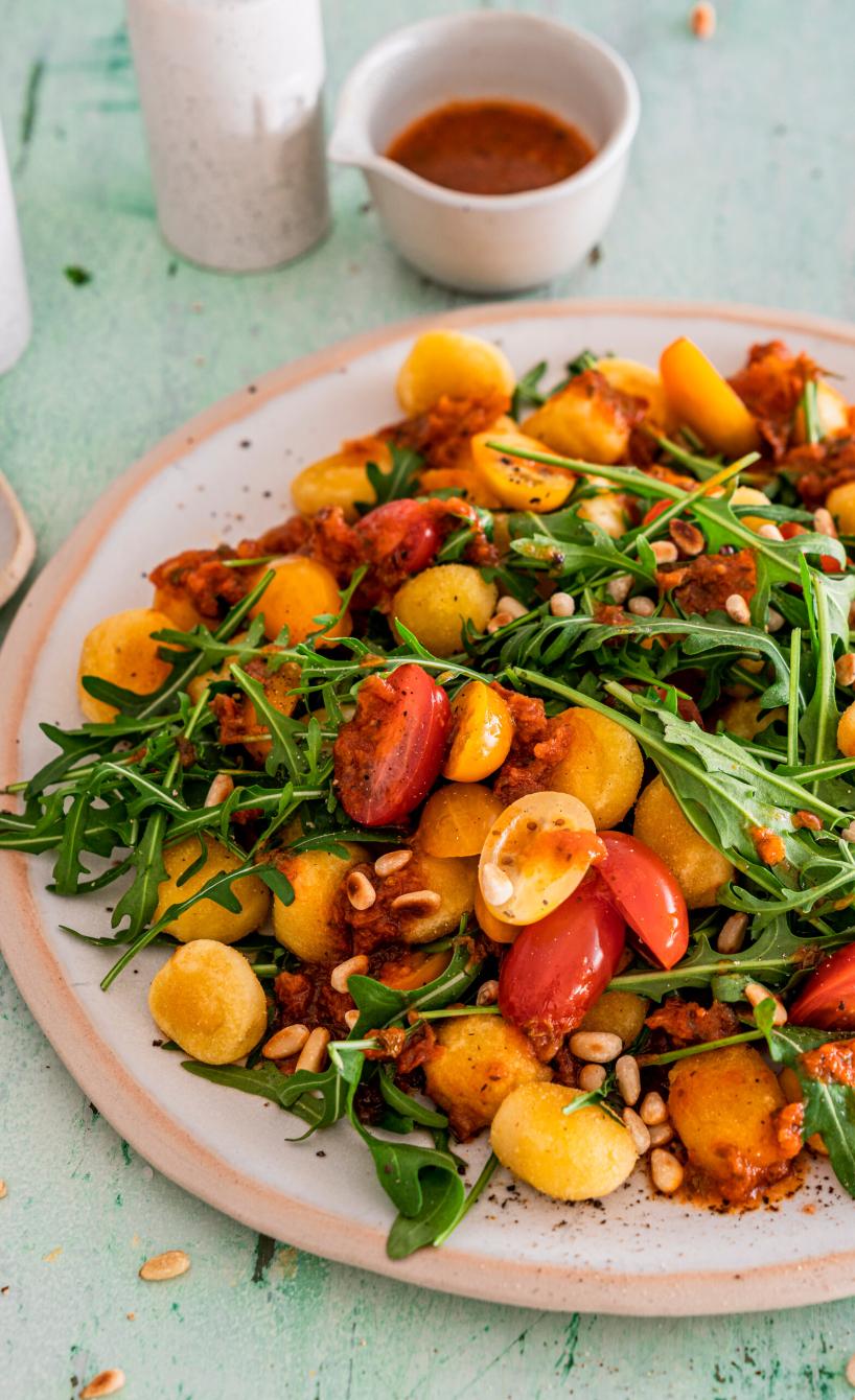 Warmer Gnocchisalat mit Pesto