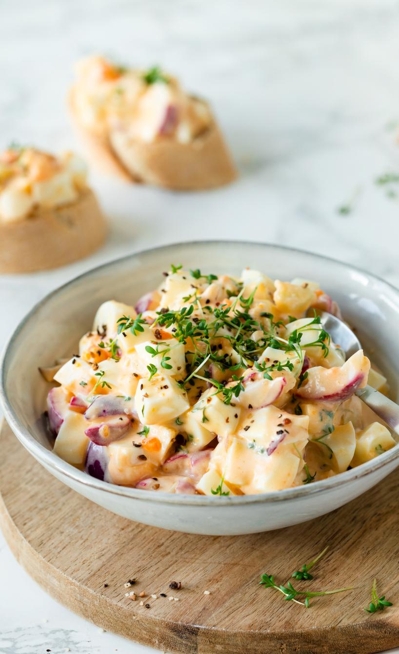 Eiersalat mit Joghurt-Mayonnaise-Dressing