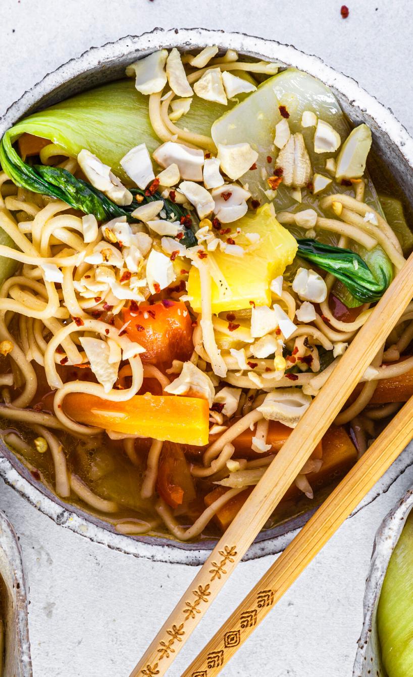 Blitzschnelle Asia-Nudeln süßsauer