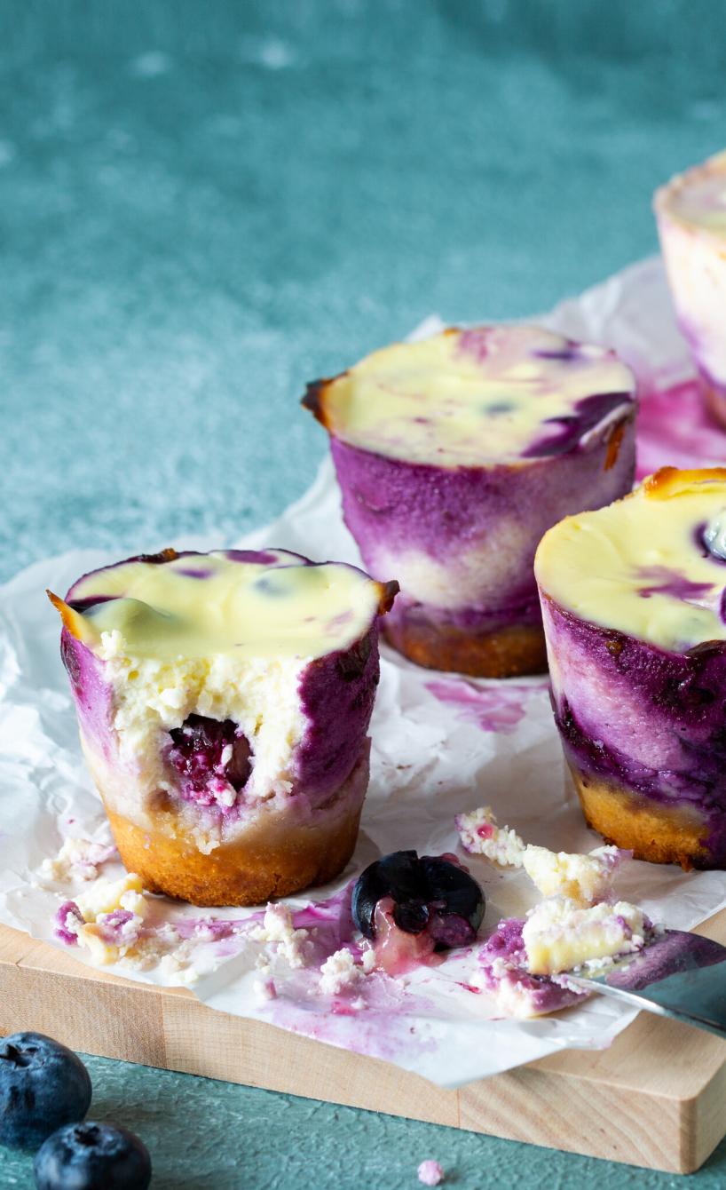 Käsekuchenmuffins mit Blaubeeren