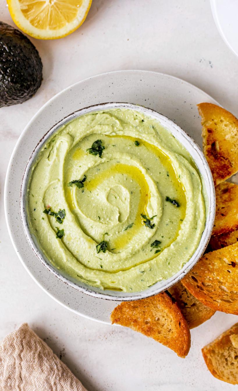Cremiger Avocado-Feta Dip