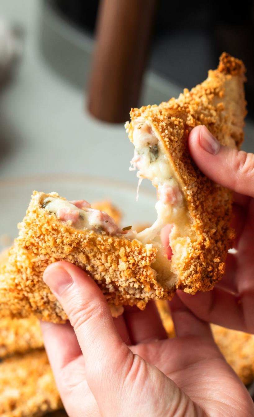 Knuspriger Toast mit Käse & Schinken