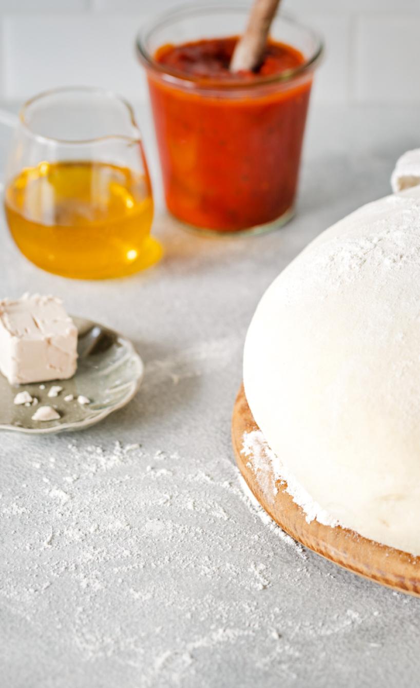 Pizzateig mit frischer Hefe