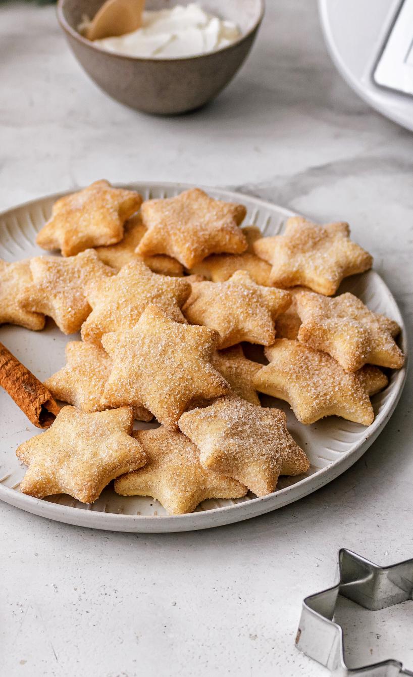 Knusprige Schmand-Zimt-Plätzchen