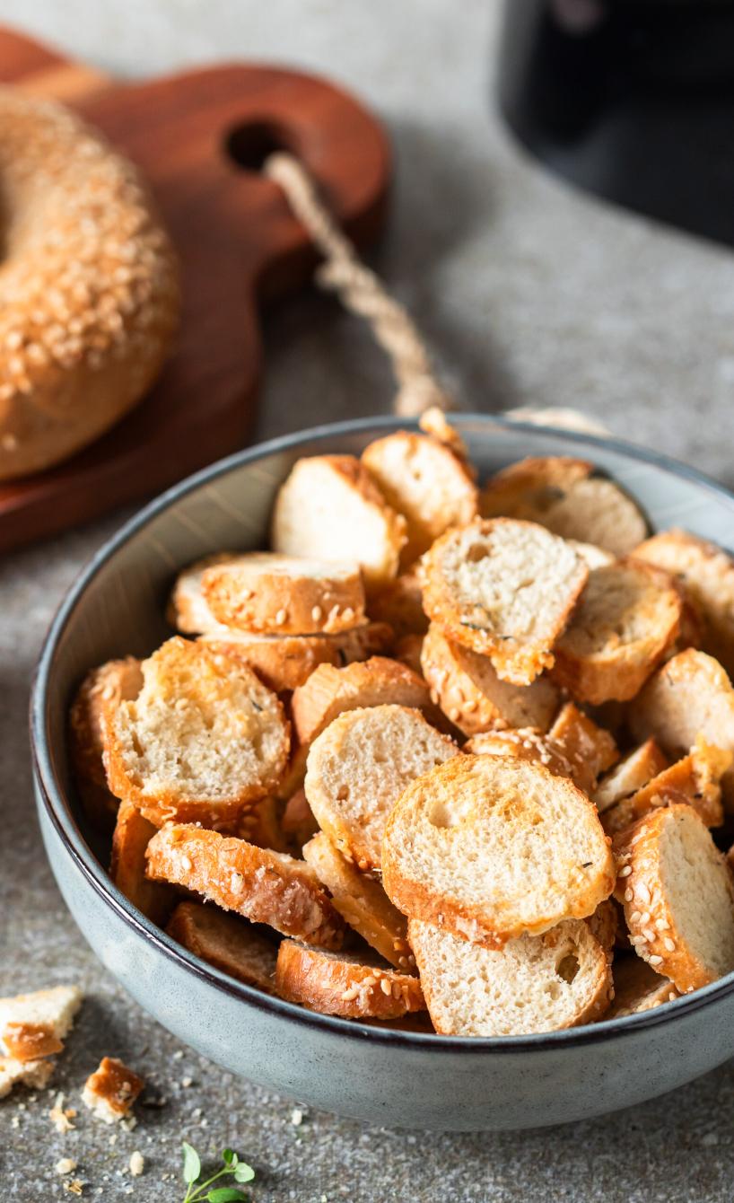 Airfryer Knoblauch-Bagel-Chips