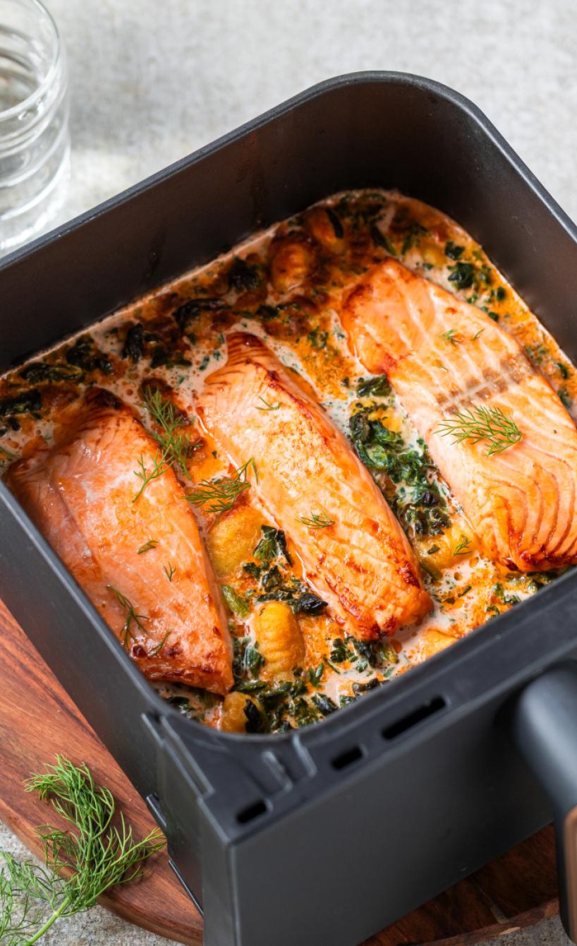 Airfryer Lachs mit Gnocchi und Spinat