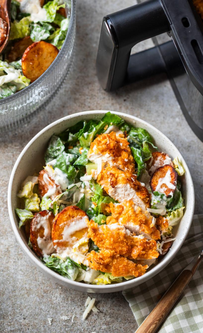Knuspriger Hähnchen-Caesar-Salat