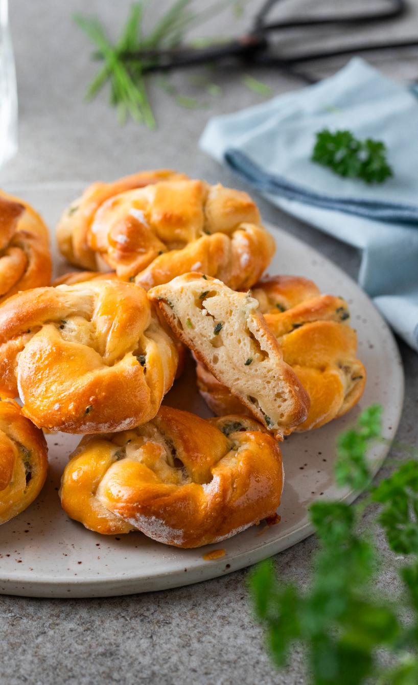 High-Protein-Kräuterknoten