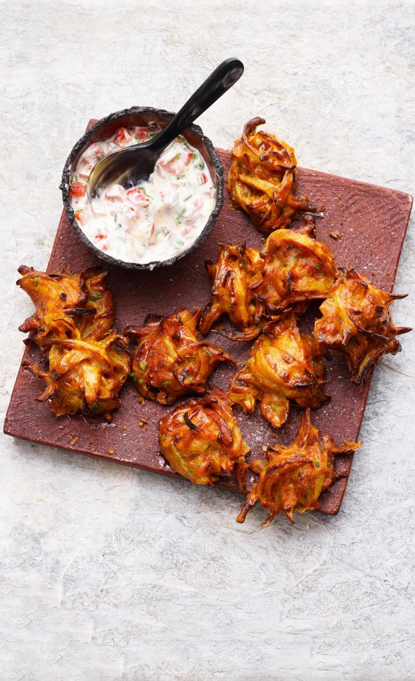 Zwiebelfritters aus der Heißluftfritteuse mit Joghurtdip