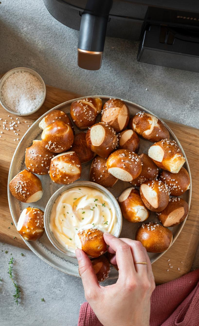 Pretzel Bites