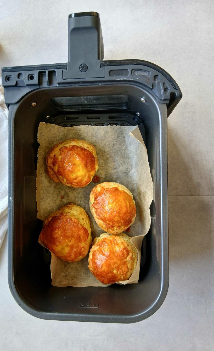 Air Fryer Cheese Scones