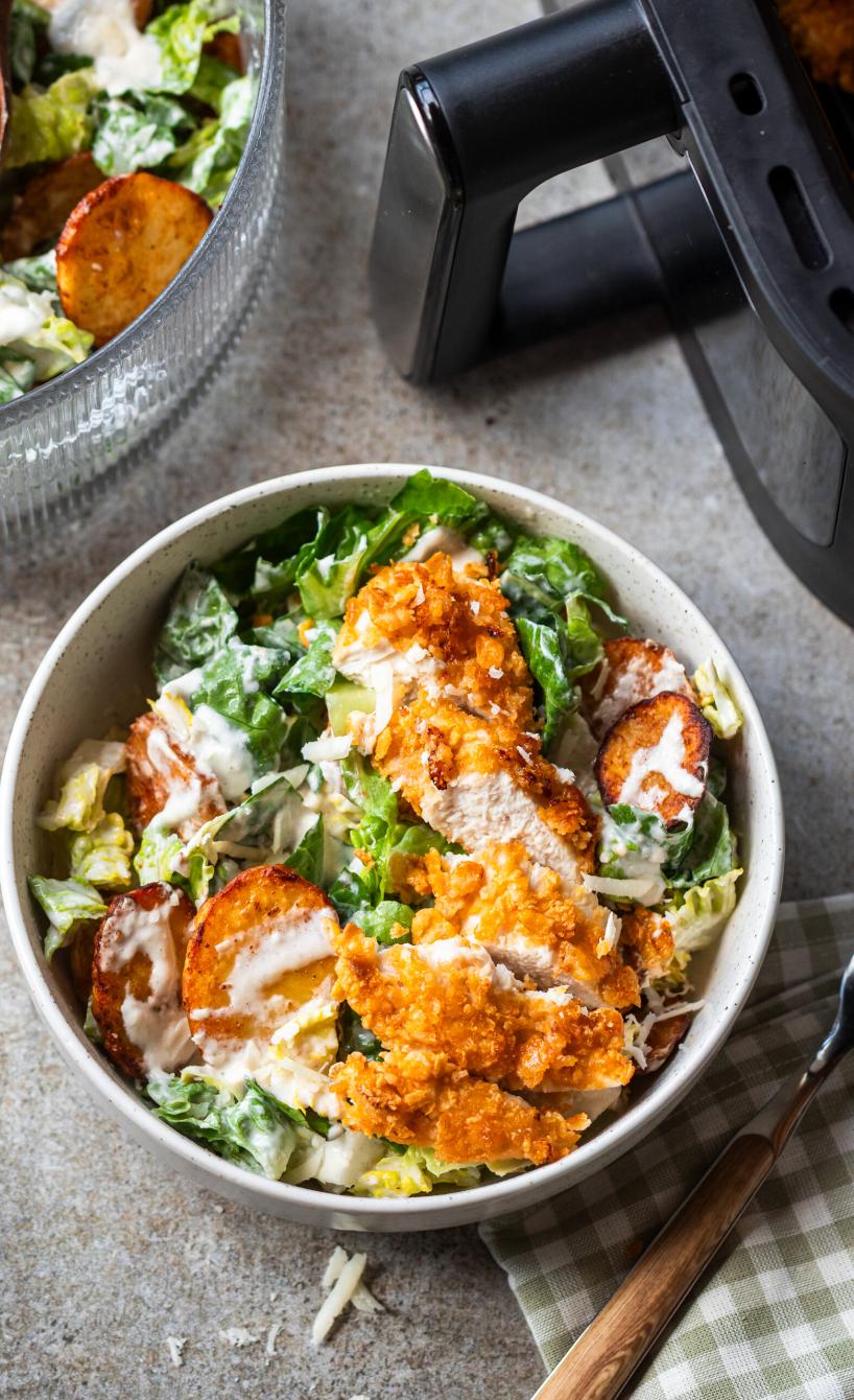 Knuspriger Hähnchen-Caesar-Salat